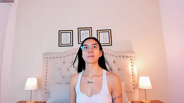 sara stonems online show from January 2026 12:20:02 PM