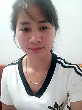 Him MountainGirl online show from April 2026 04:57:01 AM