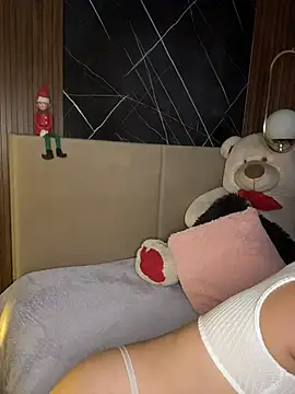 ValentinaEliot online show from December 2025 01:10:01 AM