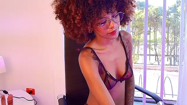 NaomiClay online show from May 2026 12:44:02 PM