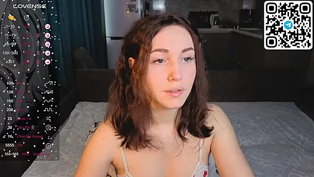 Alena MellS online show from December 2025 04:40:01 AM