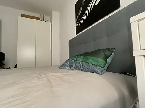 Carlycrush  online show from July 2026 10:53:02 PM