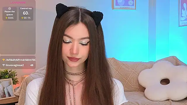 Snapshot of oliviaah_ chatting on January 2026 03:17:02 PM oliviaah online show from January 2026 03:17:02 PM