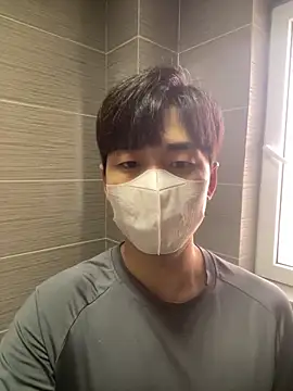 Snapshot of kimze7 chatting on February 2026 02:45:02 AM kimze7 online show from February 2026 02:45:02 AM