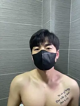 Snapshot of kimze7 chatting on March 2026 12:05:01 AM kimze7 online show from March 2026 12:05:01 AM