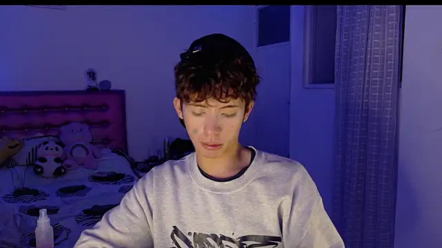 Dani Dancer online show from April 2026 01:01:02 AM