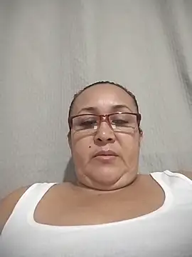 Nini Love  online show from April 2026 05:30:01 AM