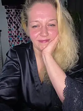 Snapshot of JenniferCarmen chatting on February 2026 09:11:01 PM JenniferCarmen online show from February 2026 09:11:01 PM