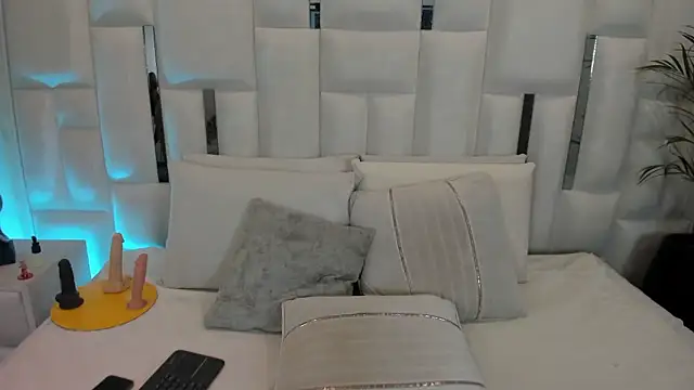 Im TaraBlack online show from January 2026 03:34:02 AM