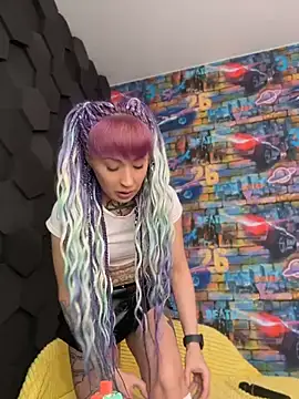 Tattoo  Moon online show from April 2026 11:16:01 PM