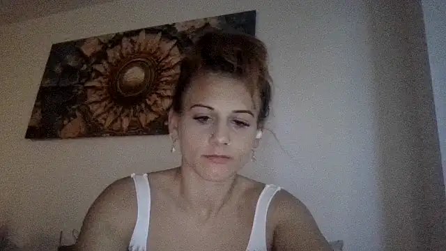 Bellaa25 online show from April 2026 04:32:01 AM