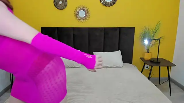 LisaAmoree online show from April 2026 01:32:01 AM