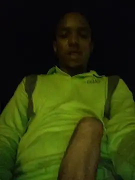 Snapshot of Andreskelly chatting on April 2026 01:44:01 AM Andreskelly online show from April 2026 01:44:01 AM