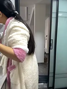 cmvoo online show from December 2025 01:43:02 AM