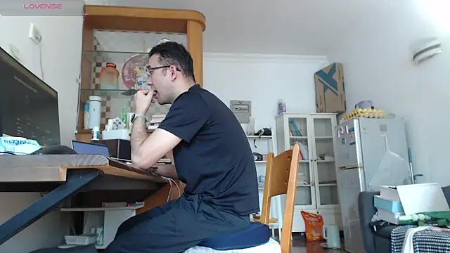 jjjjay123 online show from December 2025 05:45:02 AM