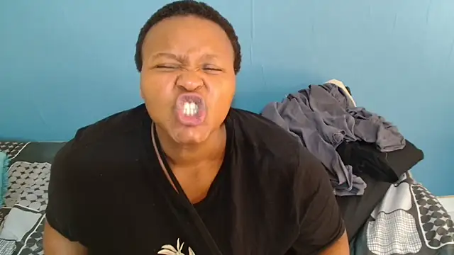 Snapshot of ChoklitBerryXX chatting on February 2026 11:36:02 AM ChoklitBerryXX online show from February 2026 11:36:02 AM