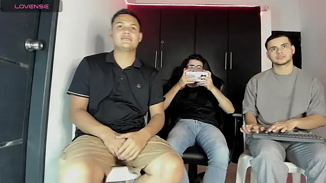 Liam Mateo online show from January 2026 01:09:02 AM