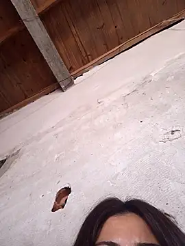 emmacurvyhot online show from January 2026 05:27:02 PM