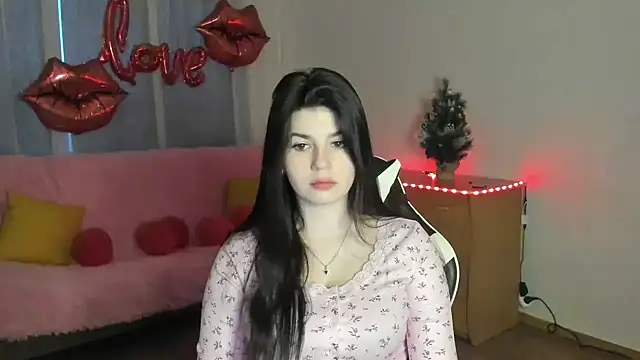 KisaModel online show from February 2026 01:06:02 AM