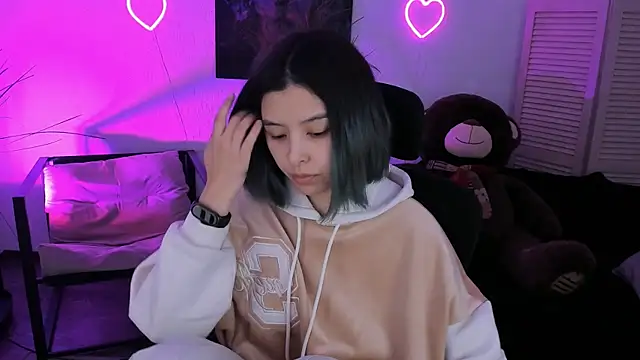 SirenMystiq online show from April 2026 07:36:01 PM