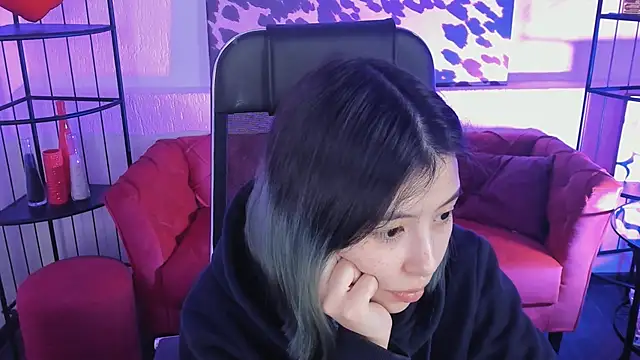 SirenMystiq online show from April 2026 07:25:02 PM