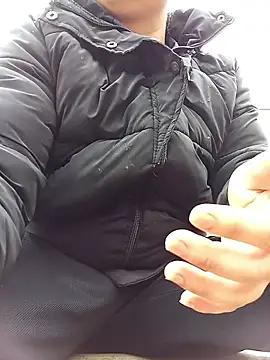 Snapshot of -myaa- chatting on February 2026 01:25:02 AM -myaa- online show from February 2026 01:25:02 AM