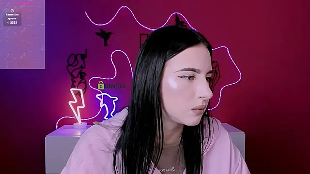 alia skay online show from May 2026 06:57:01 PM