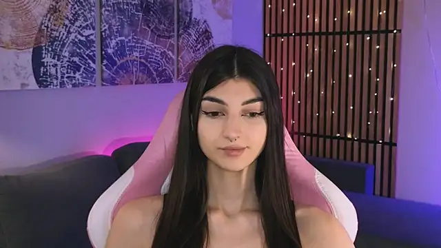 Snapshot of LilyShine_ chatting on February 2026 02:39:02 PM LilyShine online show from February 2026 02:39:02 PM