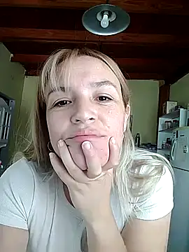 solenya25 online show from January 2026 02:20:01 PM