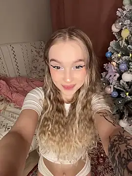 -teenytiny- online show from January 2026 07:06:01 PM