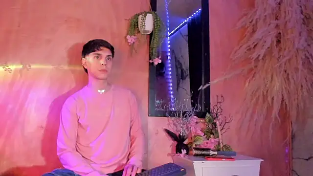 DeeQuinn Blaze online show from December 2025 08:49:02 PM