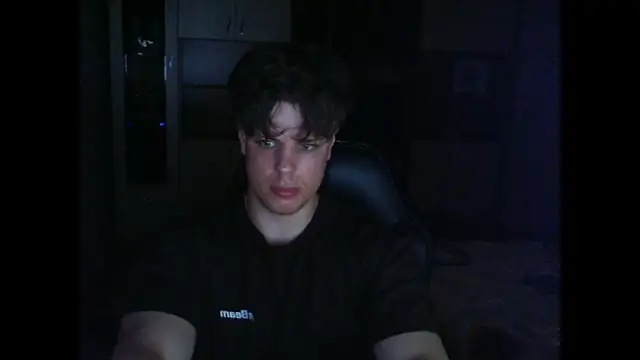 GymGuy0505 online show from April 2026 09:23:02 PM