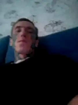 VERLIEBER11 online show from December 2025 10:10:02 AM