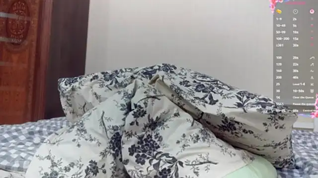 Shine Luna online show from January 2026 07:16:02 PM