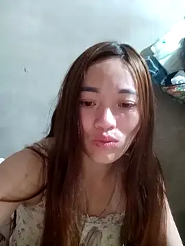 little-effy online show from March 2026 01:27:01 PM