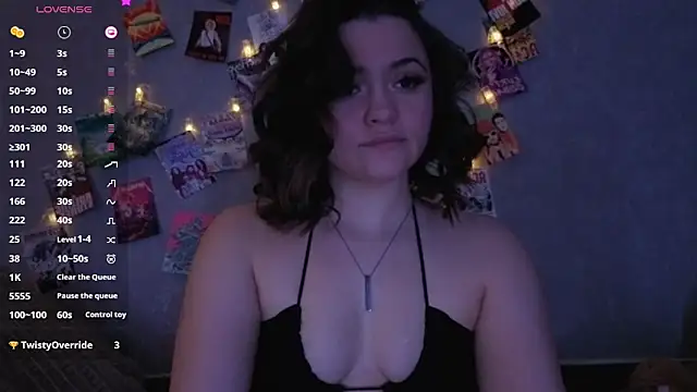 YummyTira online show from February 2026 12:31:01 AM