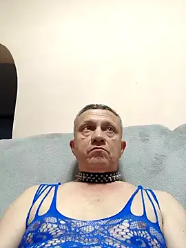 Sashabikros online show from April 2026 12:38:01 PM