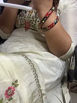 butterflyslay online show from February 2026 07:37:02 AM