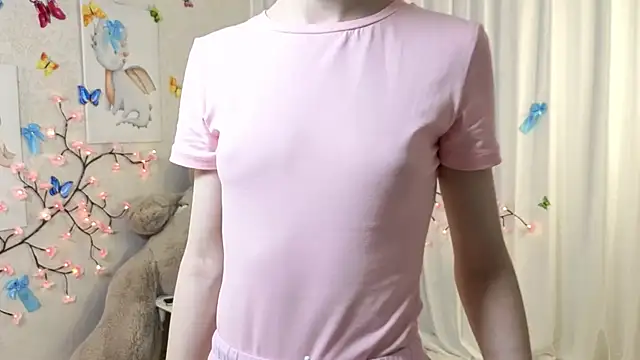 Snapshot of ViollaBloom chatting on December 2025 02:53:02 AM ViollaBloom online show from December 2025 02:53:02 AM