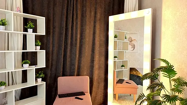 Snapshot of ViollaBloom chatting on February 2026 06:41:02 PM ViollaBloom online show from February 2026 06:41:02 PM