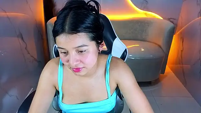 Sofi Adams Tx online show from January 2026 05:27:02 PM