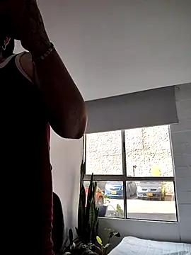 Divine Pouvoir online show from March 2026 08:14:01 PM