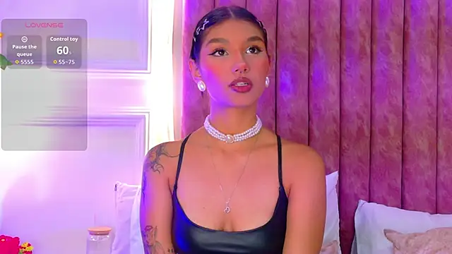 Mimi-Nyx online show from May 2026 06:31:02 AM