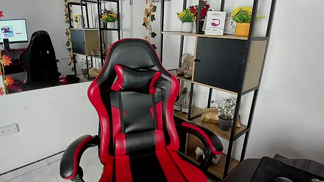 MiaFox 03 online show from January 2026 01:48:02 PM