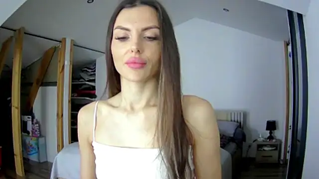 Addisonadore online show from April 2026 06:52:01 AM