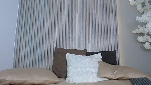 Snapshot of SmoothAlpha_ chatting on December 2025 02:23:02 PM SmoothAlpha online show from December 2025 02:23:02 PM