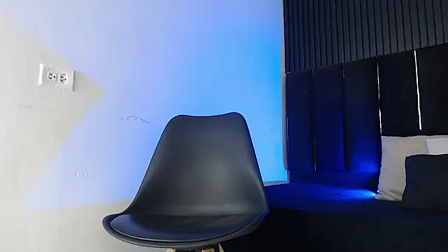 Snapshot of SmoothAlpha_ chatting on February 2026 02:48:01 PM SmoothAlpha online show from February 2026 02:48:01 PM