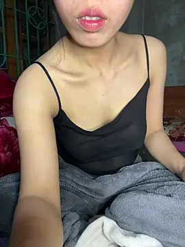 Glass ly online show from January 2026 11:32:02 PM