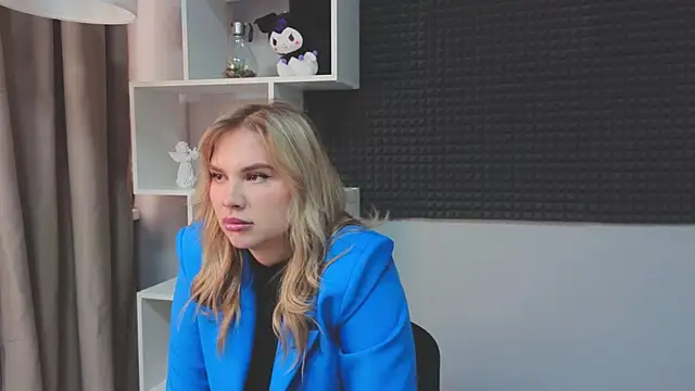 SirenEclip online show from April 2026 10:19:02 AM