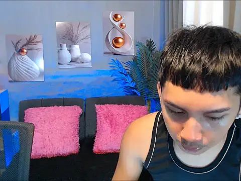 dylan hardfucker online show from February 2026 01:33:02 PM